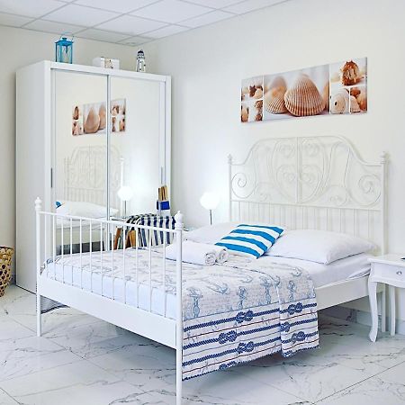 Muszelka Pokoje I Apartamenty Dźwirzyno Exterior foto